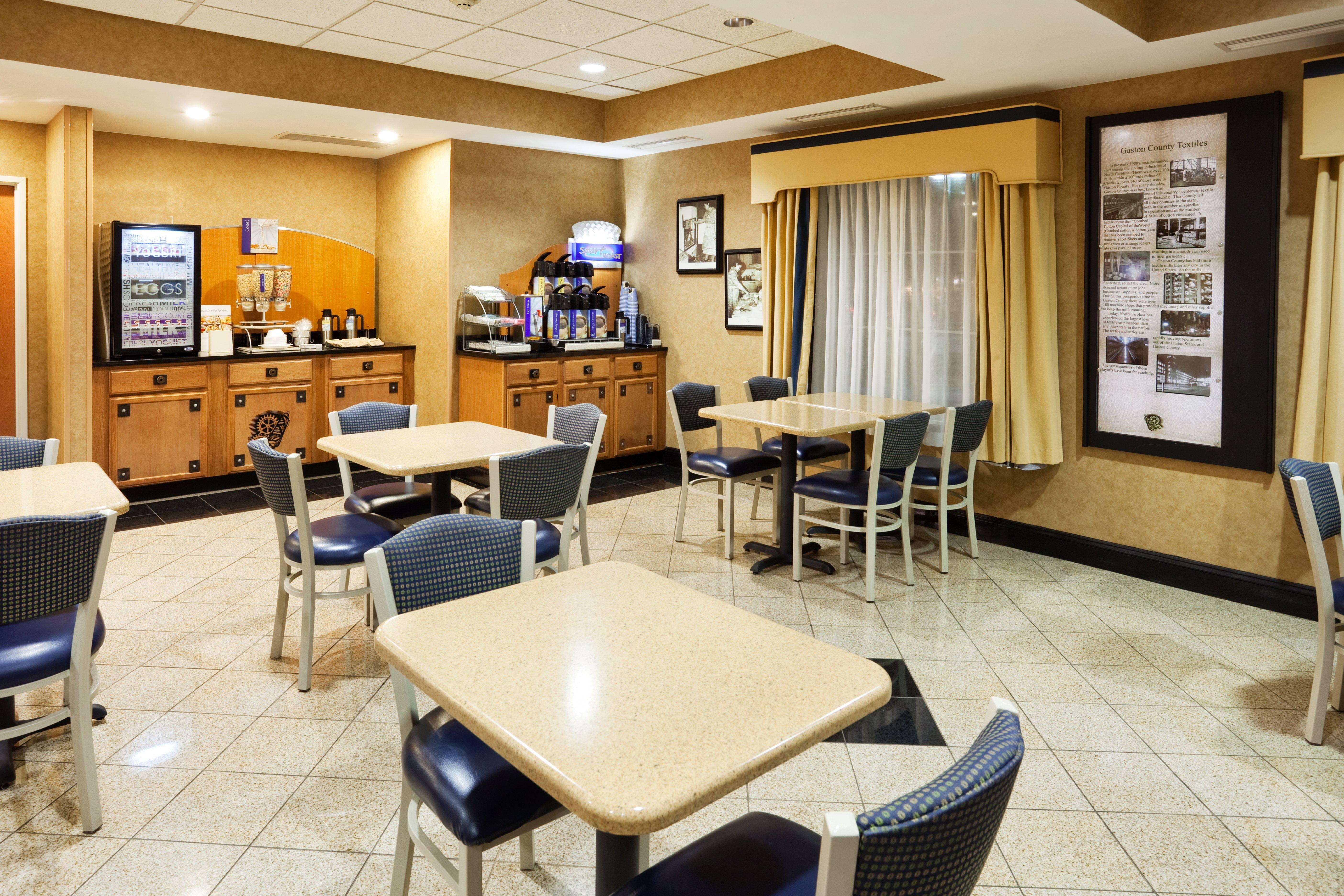 Holiday Inn Express Charlotte West - Gastonia By Ihg Eksteriør bilde